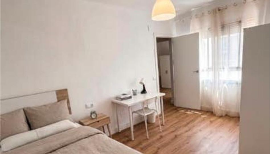 Flat for rent in Puerta de Cuartos - Avda. de Portugal, Talavera de la Reina - image 1 Photo 1 of Flat for rent in Puerta de Cuartos - Avda. de Portugal, Talavera de la Reina