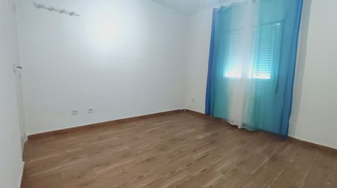 Piso en venta en Apóstol Santiago, Madrid Capital - imagen 4 Foto 4 de Piso en venta en Apóstol Santiago, Madrid Capital