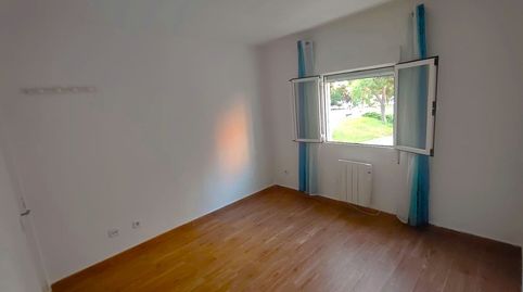 Piso en venta en Apóstol Santiago, Madrid Capital - imagen 5 Foto 5 de Piso en venta en Apóstol Santiago, Madrid Capital