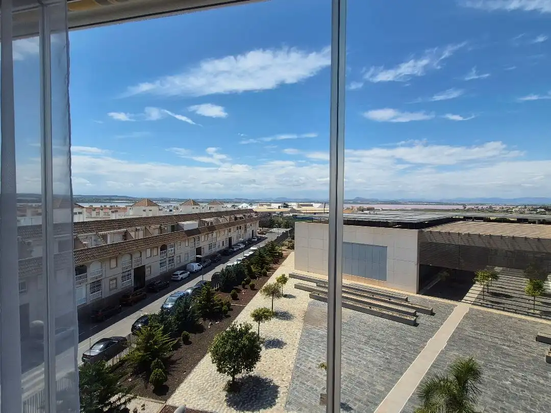 Flat for sale in Calle Urbano Arregui, 15, El Acequión Exterior view of Flat for sale in Torrevieja with Air Conditioner and Swimming Pool