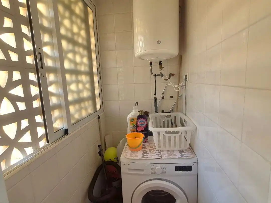 Flat for sale in Calle Urbano Arregui, 15, El Acequión Balcony of Flat for sale in Torrevieja with Air Conditioner and Swimming Pool