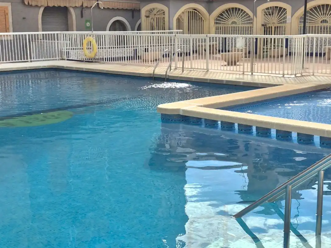 Flat for sale in Calle Urbano Arregui, 15, El Acequión Swimming pool of Flat for sale in Torrevieja with Air Conditioner and Swimming Pool