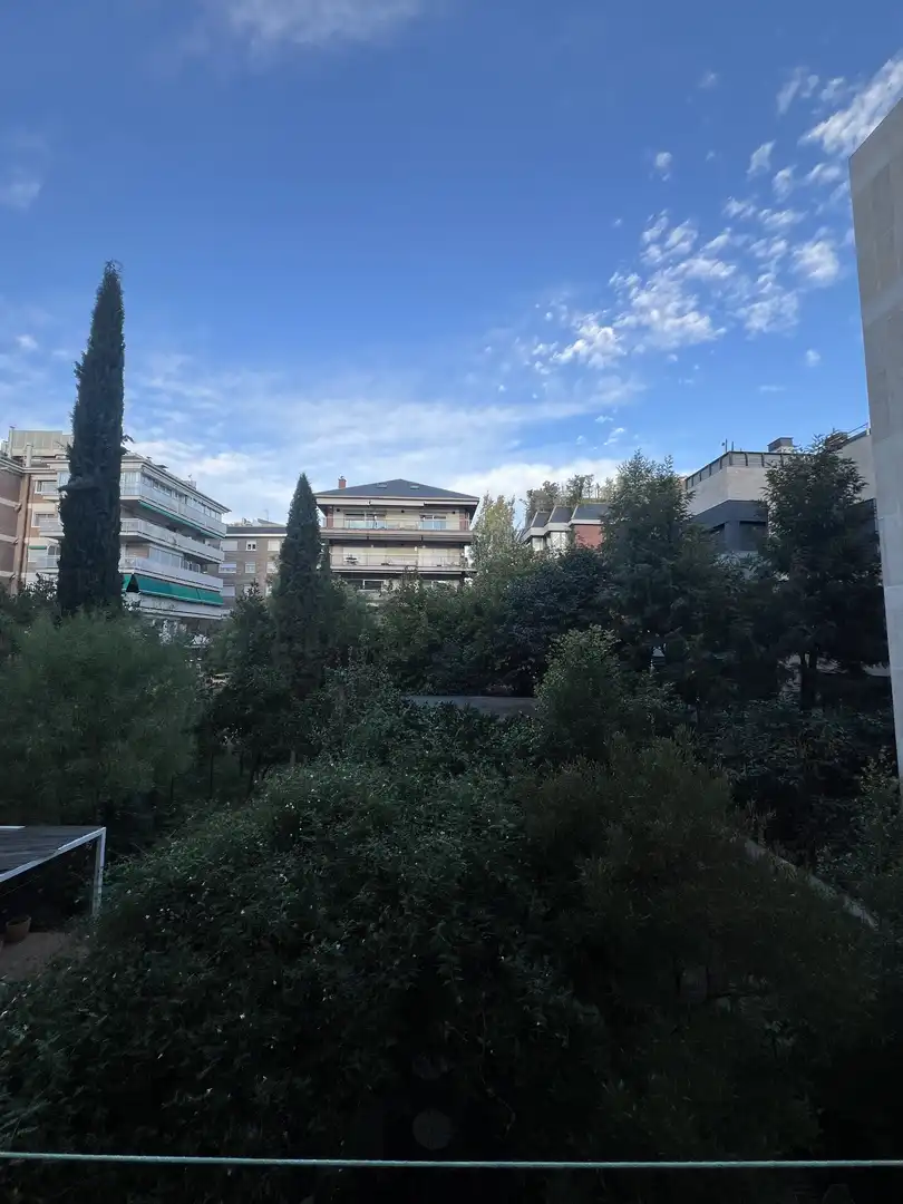 Piso en venta en Carrer D'anglí, 2, Les Tres Torres Vista exterior de Piso en venta en Barcelona Capital con Aire acondicionado y Balcón
