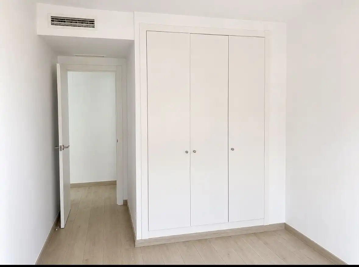 Bedroom of Flat for sale in Castellón de la Plana / Castelló de la Plana  with Air Conditioner