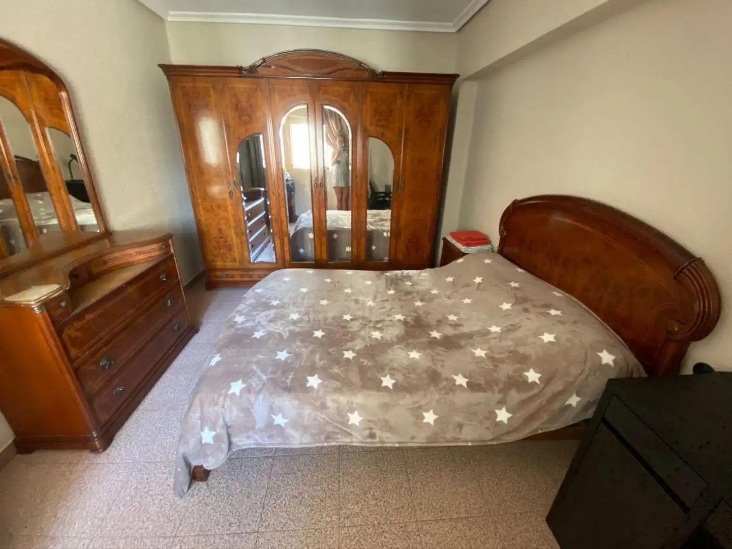 Wohnung zum Verkauf in Carrer de la Pobla de Farnals, 70, Aiora Schlafzimmer von Wohnung zum Verkauf in Valencia Capital mit Balkon