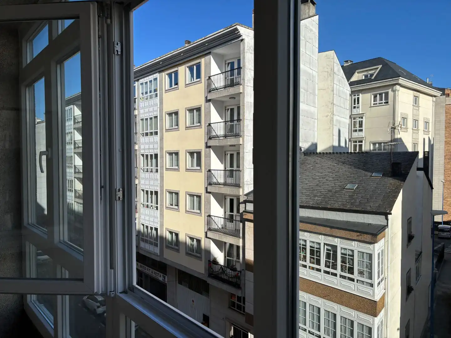 Flat for sale in Rúa Montirón, 63, San Roque - As Fontiñas Exterior view of Flat for sale in Lugo Capital with Terrace and Balcony