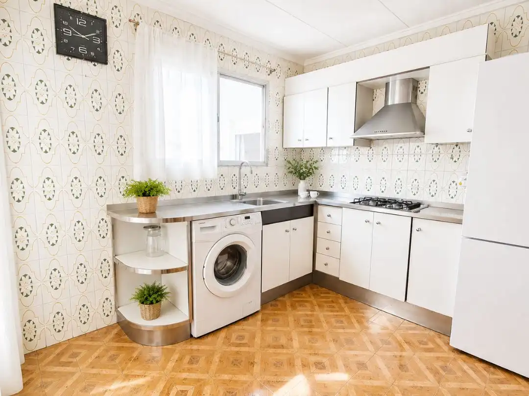 Küche von Wohnung zum Verkauf in Massamagrell mit Klimaanlage und Balkon