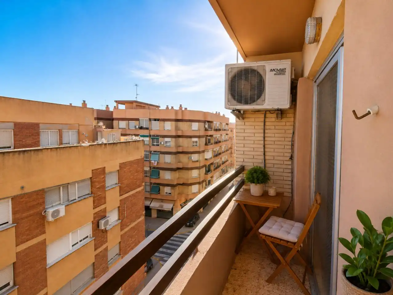 Terrasse von Wohnung zum Verkauf in Massamagrell mit Klimaanlage und Balkon