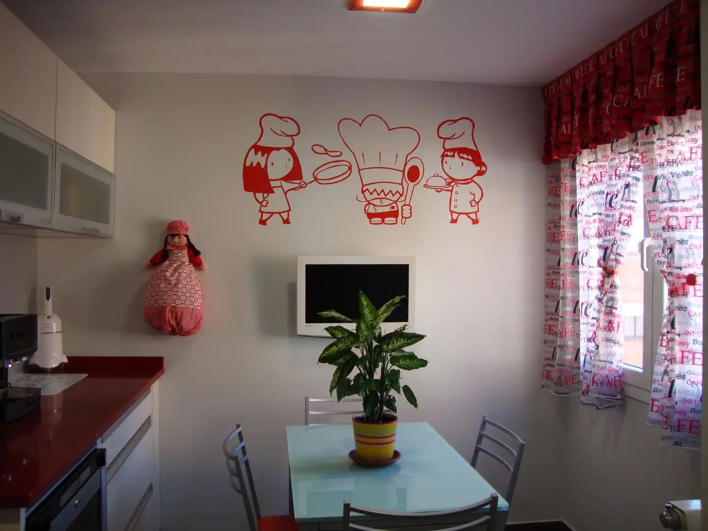 Kitchen of Flat for rent in Madrid  with Air Conditioner, Heating and Terrace