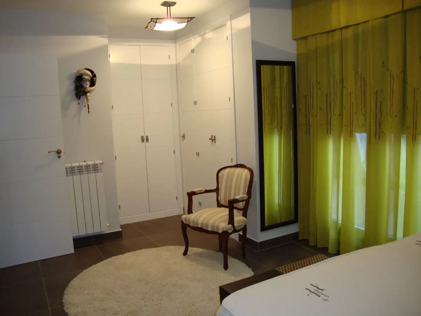 Bedroom of Flat for rent in Madrid  with Air Conditioner, Heating and Terrace