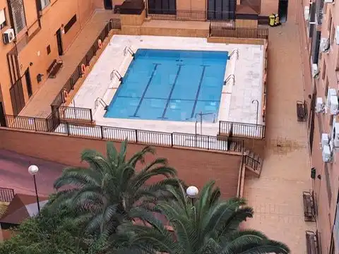 Swimming pool of Flat for rent in Madrid  with Air Conditioner, Heating and Terrace