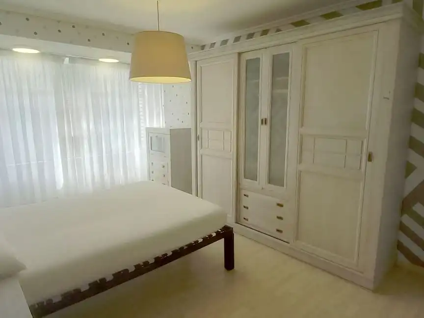 Piso de alquiler en Calle Acceso Grupo Escolar, 2, Xove Habitación de Piso de alquiler en Xove con Trastero y Amueblado