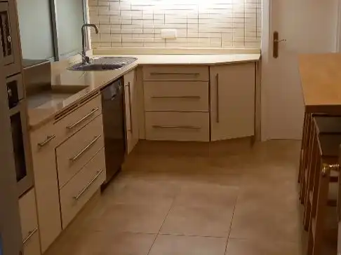 Piso de alquiler en Calle Acceso Grupo Escolar, 2, Xove Cocina de Piso de alquiler en Xove con Trastero y Amueblado