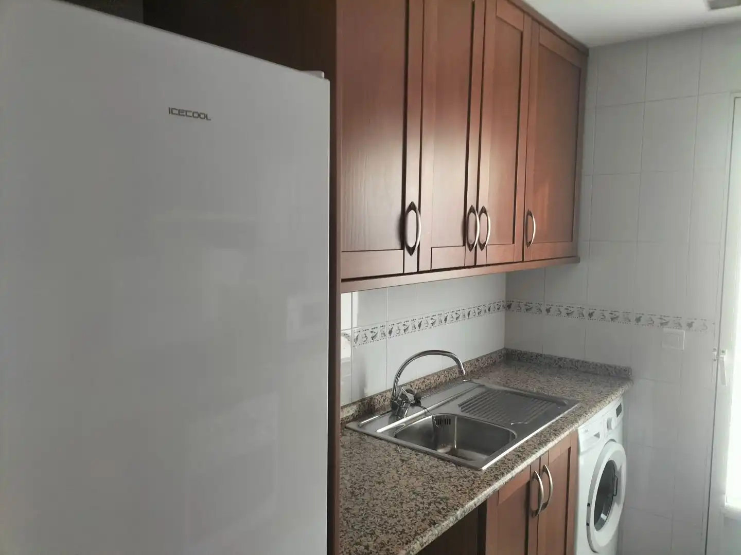 Apartments for rent in Paseo de San Gregorio, 84, Centro Kitchen of Apartments for rent in Puertollano with Air Conditioner, Heating and Terrace