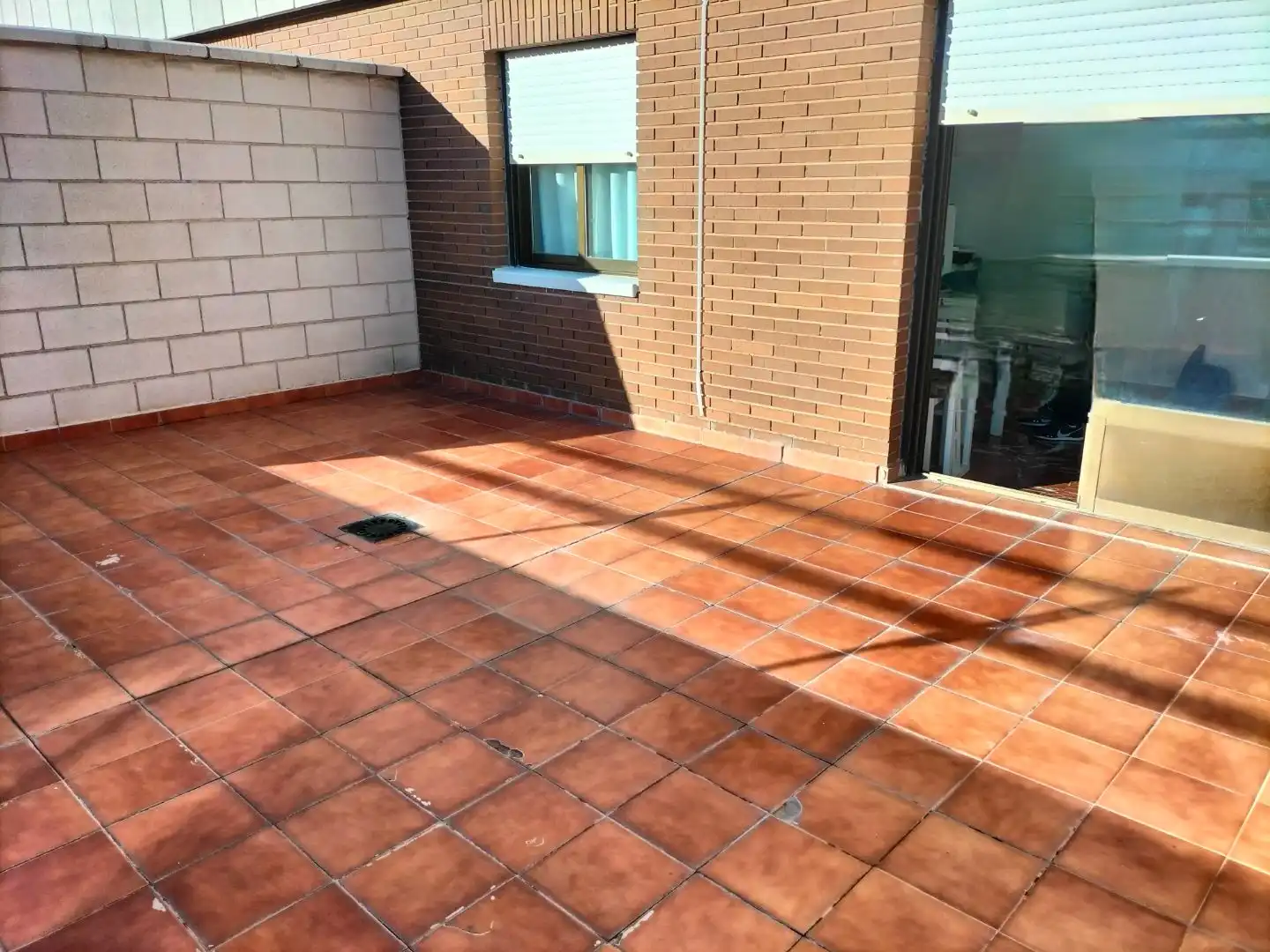 Apartments for rent in Paseo de San Gregorio, 84, Centro Terrace of Apartments for rent in Puertollano with Air Conditioner, Heating and Terrace