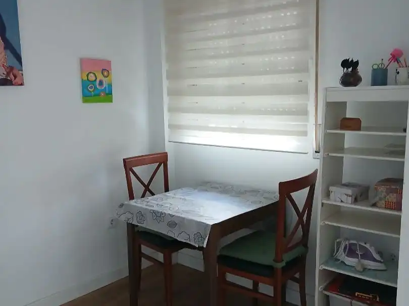 Menjador de Pis de lloguer en Sevilla amb Aire condicionat, Parquet i Moblat