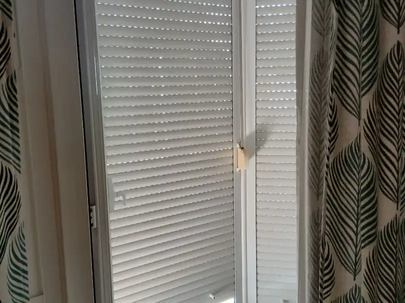 Dormitori de Pis de lloguer en Sevilla amb Aire condicionat, Parquet i Moblat