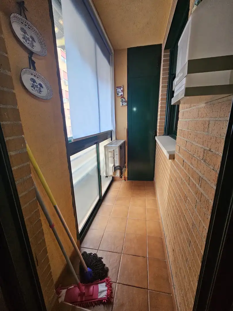 Terraza de Piso en venta en Parla con Aire acondicionado, Terraza y Piscina