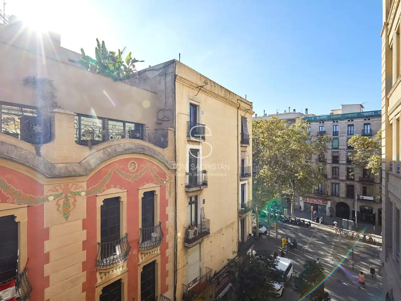 Wohnung zum Verkauf in Carrer de la Cera, 44, El Raval Außenansicht von Wohnung zum Verkauf in Barcelona Capital mit Balkon