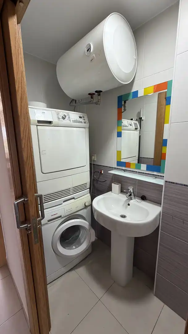 Baño de Piso de alquiler en Murcia con Aire acondicionado, Amueblado y Balcón