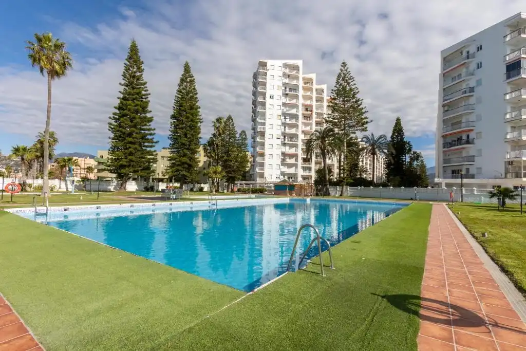 Schwimmbecken von Wohnungen zur Miete in Salobreña mit Privatgarten, Schwimmbad und Möbliert