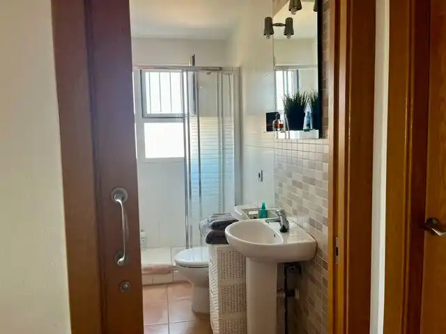 Dachboden zum Verkauf in Calle de la Planchadora, 1, Pedanías Este Badezimmer von Dachboden zum Verkauf in Cartagena mit Klimaanlage, Terrasse und Schwimmbad