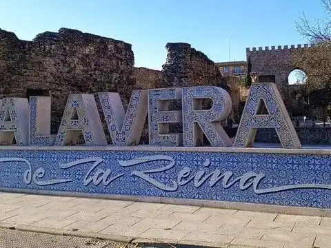 Flat for sale in Puerta de Cuartos - Avda. de Portugal Exterior view of Flat for sale in Talavera de la Reina with Air Conditioner, Heating and Terrace