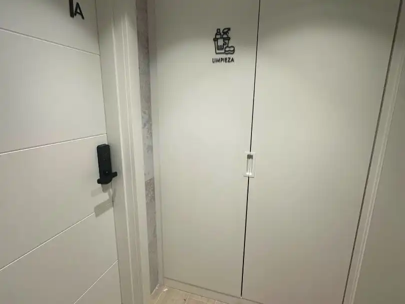 Baño de Piso de alquiler en León Capital  con Calefacción, Parquet y Amueblado