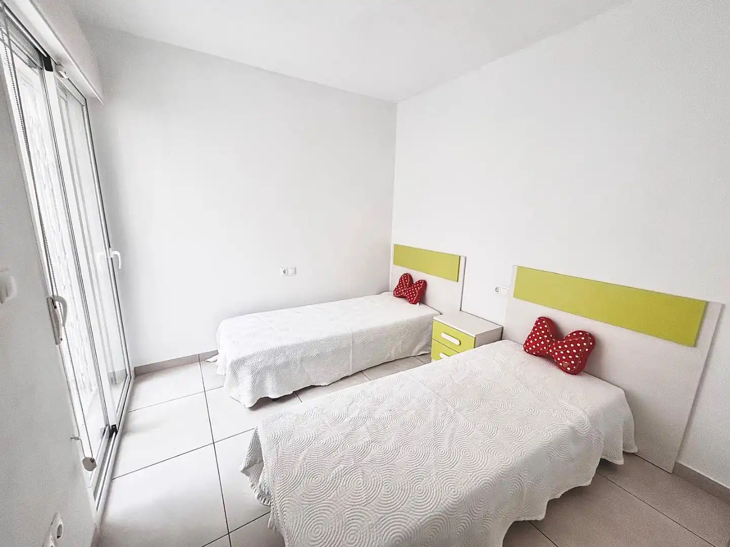 Schlafzimmer von Wohnung zum Verkauf in Torrevieja mit Klimaanlage, Terrasse und Schwimmbad