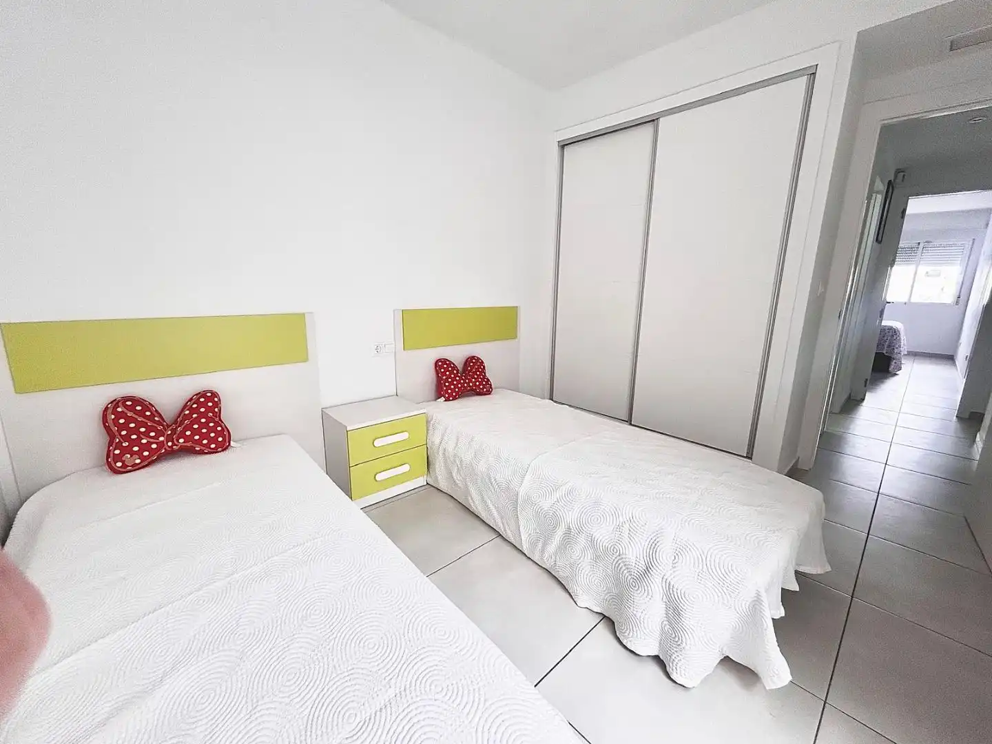 Schlafzimmer von Wohnung zum Verkauf in Torrevieja mit Klimaanlage, Terrasse und Schwimmbad