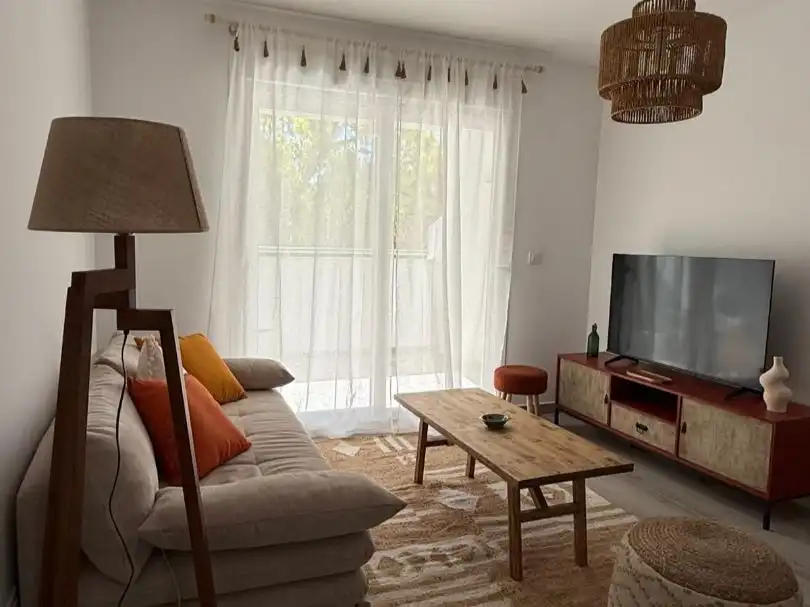 Wohnung zur Miete in Paseo del Retiro, 9002, Tarifa ciudad Wohnzimmer von Wohnung zur Miete in Tarifa mit Klimaanlage, Heizung und Terrasse