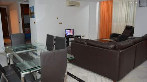 Foto 4 de Piso de alquiler en El Bajondillo, Torremolinos
