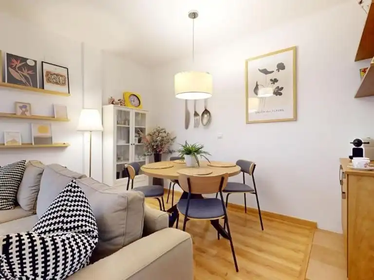 Wohnung zum Verkauf in Calle Hinojo, 18, Sta. Marina - San Andrés - San Pablo - San Lorenzo Esszimmer von Wohnung zum Verkauf in Córdoba Capital mit Klimaanlage