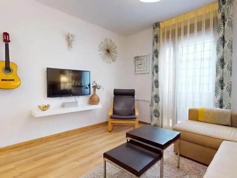 Wohnung zum Verkauf in Calle Hinojo, 18, Sta. Marina - San Andrés - San Pablo - San Lorenzo Wohnzimmer von Wohnung zum Verkauf in Córdoba Capital mit Klimaanlage