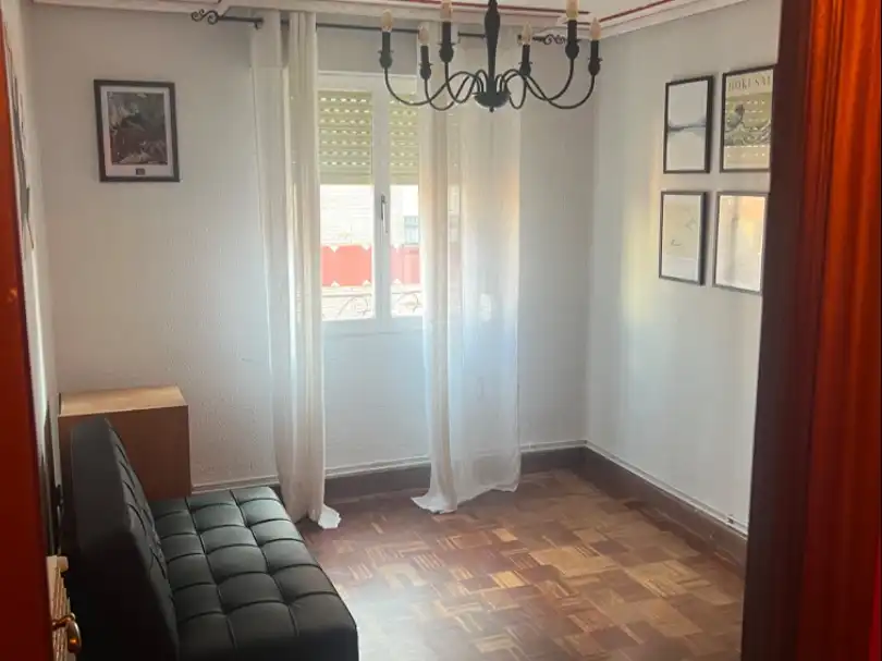 Bedroom of Flat for sale in Miranda de Ebro