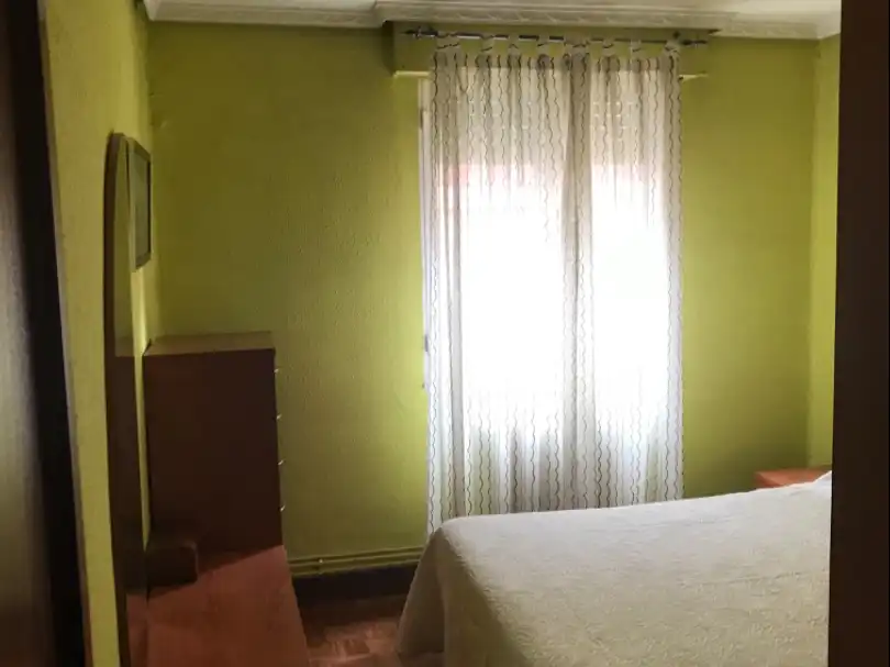 Bedroom of Flat for sale in Miranda de Ebro