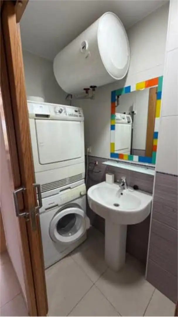 Baño de Piso de alquiler en Murcia con Terraza y Amueblado
