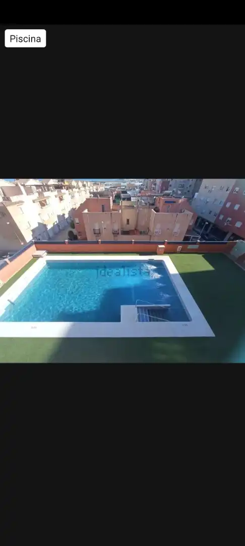 Ático en venta en Calle Paco de Lucia, 1, Roquetas de Mar Piscina de Ático en venta en Roquetas de Mar con Aire acondicionado, Terraza y Piscina