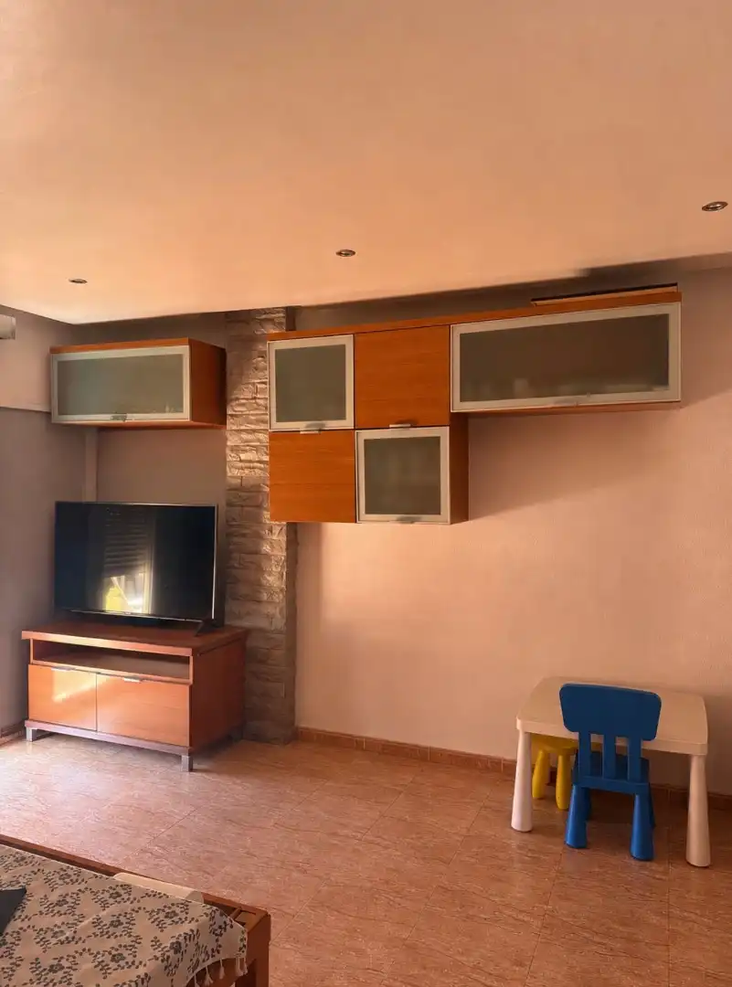 Ático en venta en Calle Paco de Lucia, 1, Roquetas de Mar Sala de estar de Ático en venta en Roquetas de Mar con Aire acondicionado, Terraza y Piscina