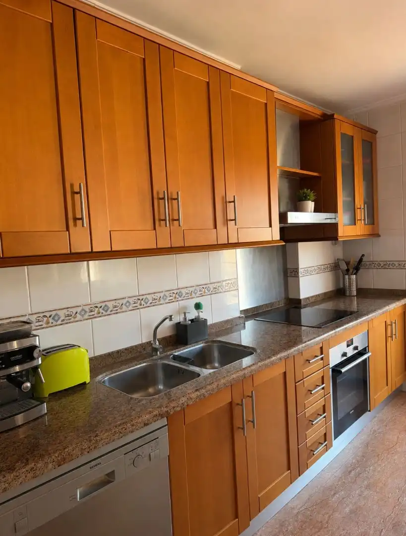 Ático en venta en Calle Paco de Lucia, 1, Roquetas de Mar Cocina de Ático en venta en Roquetas de Mar con Aire acondicionado, Terraza y Piscina