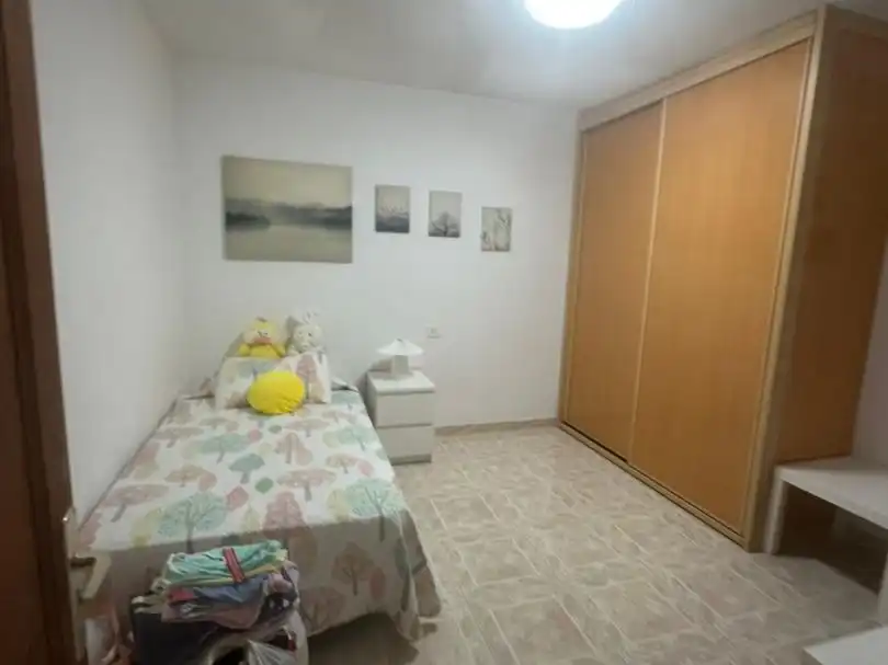 Casa adosada en venta en Calle Chafaris, 43, Valterra - Altavista Habitación de Casa adosada en venta en Arrecife con Terraza, Amueblado y Balcón