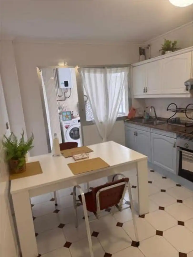 Piso de alquiler en Burela Cocina de Piso de alquiler en Burela con Terraza y Amueblado