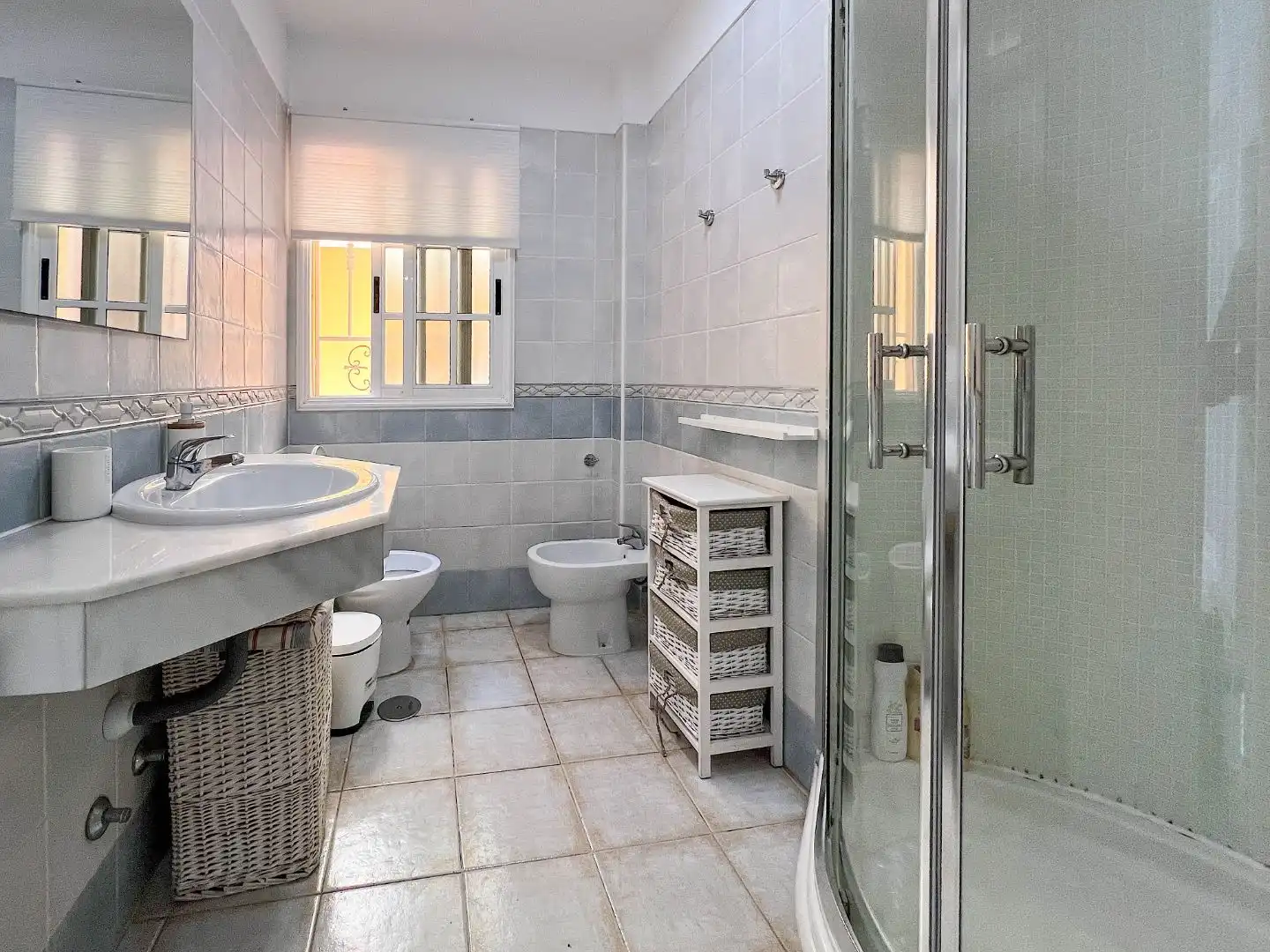 Wohnungen zum Verkauf in Calle Baleares, 8, Torviscas Centro y Alto Badezimmer von Wohnungen zum Verkauf in Adeje mit Klimaanlage, Terrasse und Schwimmbad