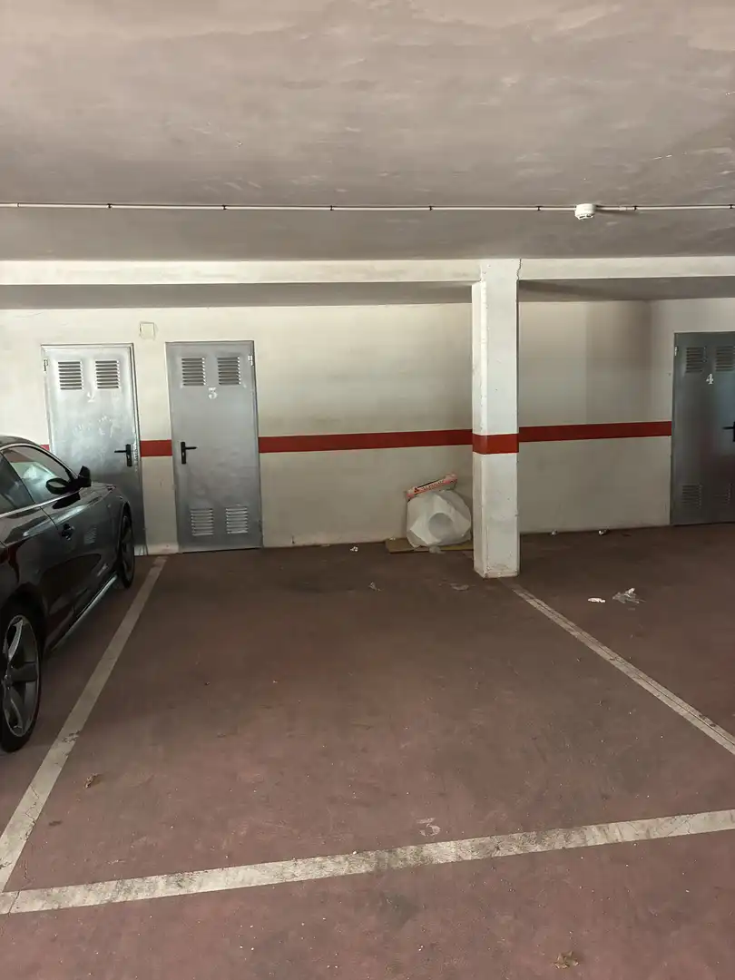 Ground floor for sale in Lugar Vinquiño, 25, Sanxenxo pueblo Parking of Ground floor for sale in Sanxenxo with Private garden, Parquet flooring and Terrace