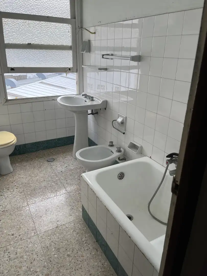 Einfamilien-Reihenhaus zum Verkauf in Rúa San Salvador, 56, Fajardo Badezimmer von Einfamilien-Reihenhaus zum Verkauf in Ferrol mit Terrasse