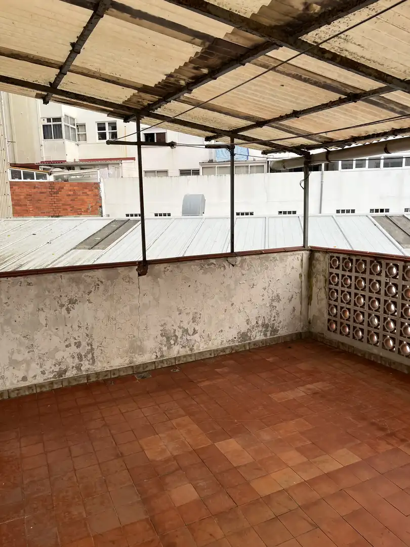 Einfamilien-Reihenhaus zum Verkauf in Rúa San Salvador, 56, Fajardo Terrasse von Einfamilien-Reihenhaus zum Verkauf in Ferrol mit Terrasse