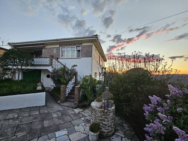 Casa-chalet en Venta en Calle Angeles, 22 en Mieza