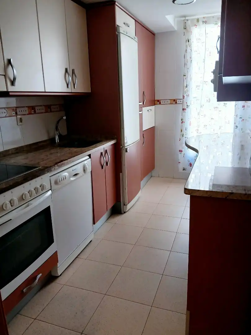 Cocina de Piso en venta en María de Huerva con Calefacción, Terraza y Horno