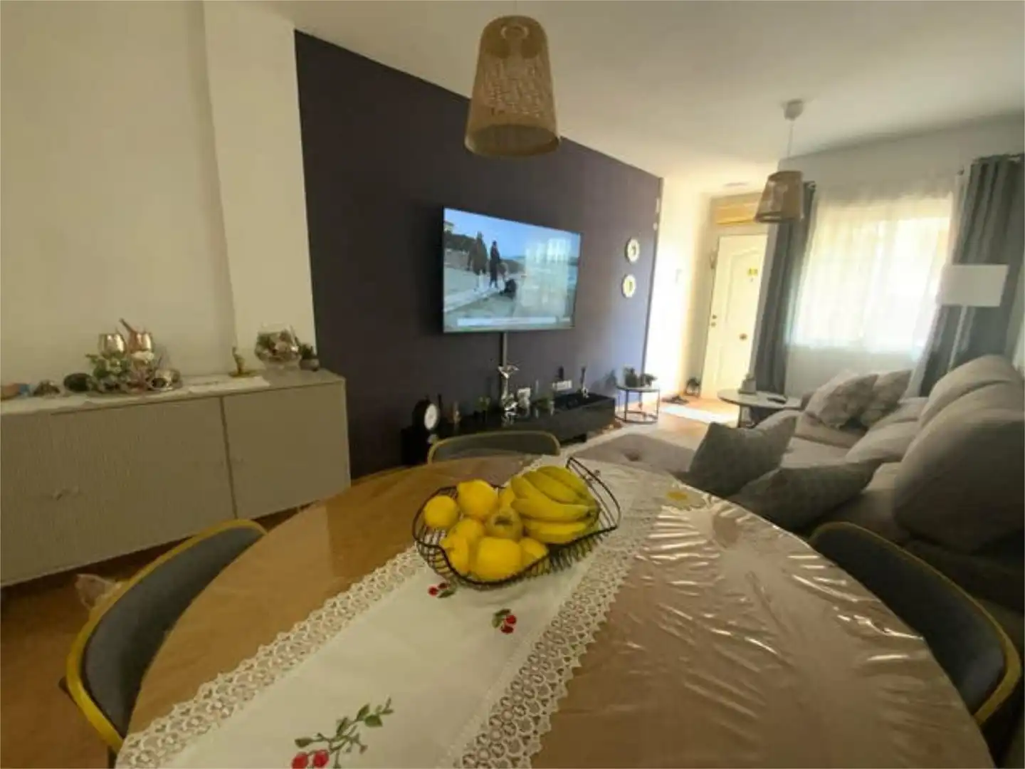Piso en venta en Molins - Campaneta - San Bartolomé Sala de estar de Piso en venta en Orihuela con Jardín privado, Trastero y Piscina