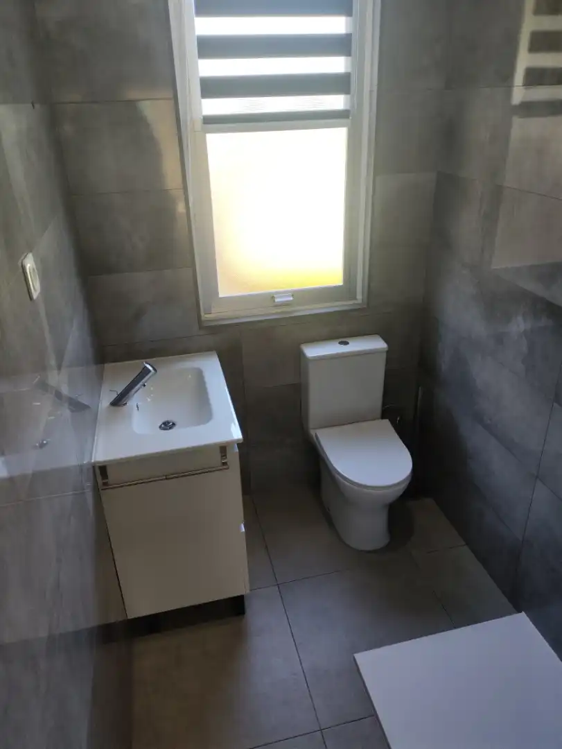 Piso de alquiler en Rúa Travesa, 1, Fene Baño de Piso de alquiler en Fene con Parquet y Amueblado